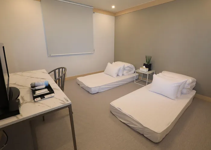 Maison Mini Hotel